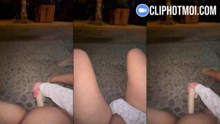 Nửa đêm chơi lớn em ra trước nhà public